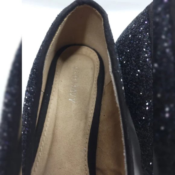 Old Navy size 7 black dressy pumps low block heel - Picture 3 of 5